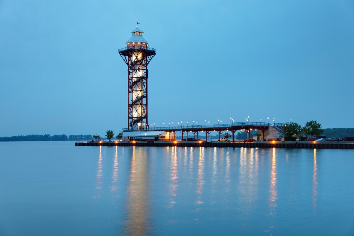 eire pa lighthouse at night_Getty