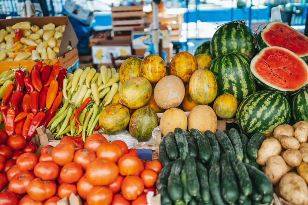 farmers market