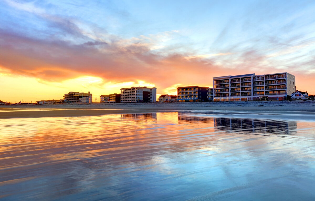 hampton new hampshire at dusk with water view_Getty