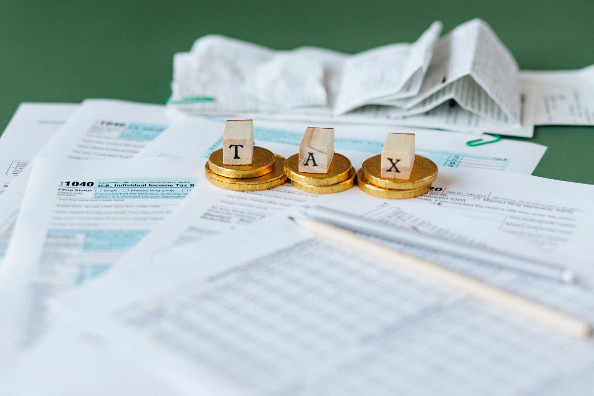 receipts and documents used to do taxes