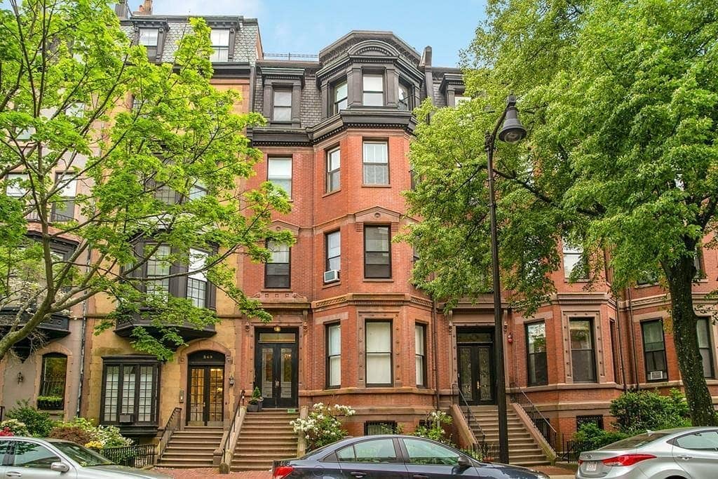 four story brick townhouse