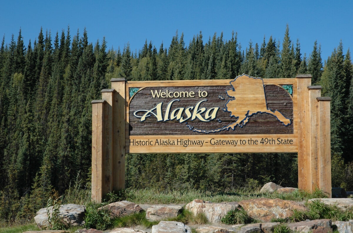 Welcome to Alaska sign