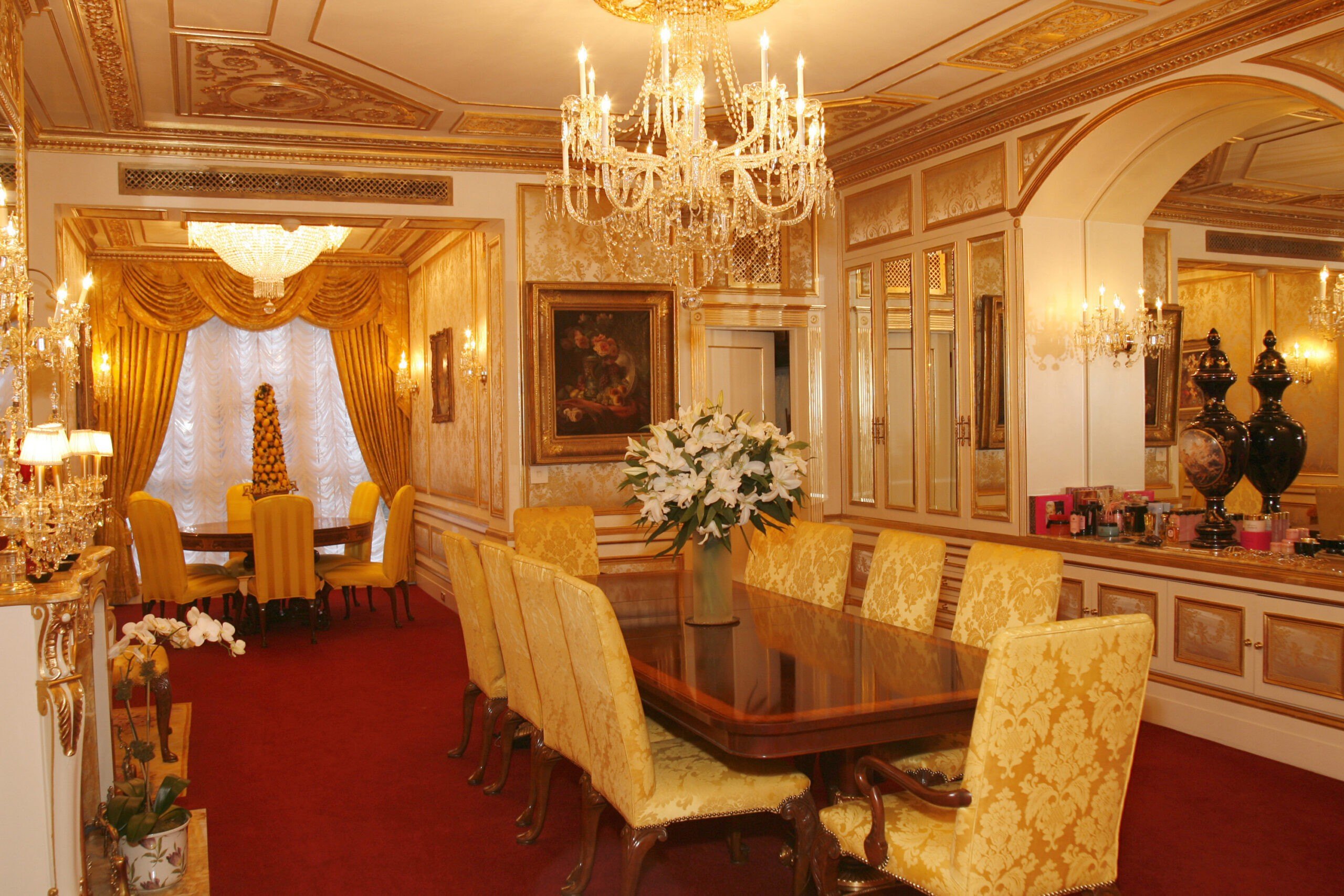 The dining room at Ivana Trump's New York City townhouse