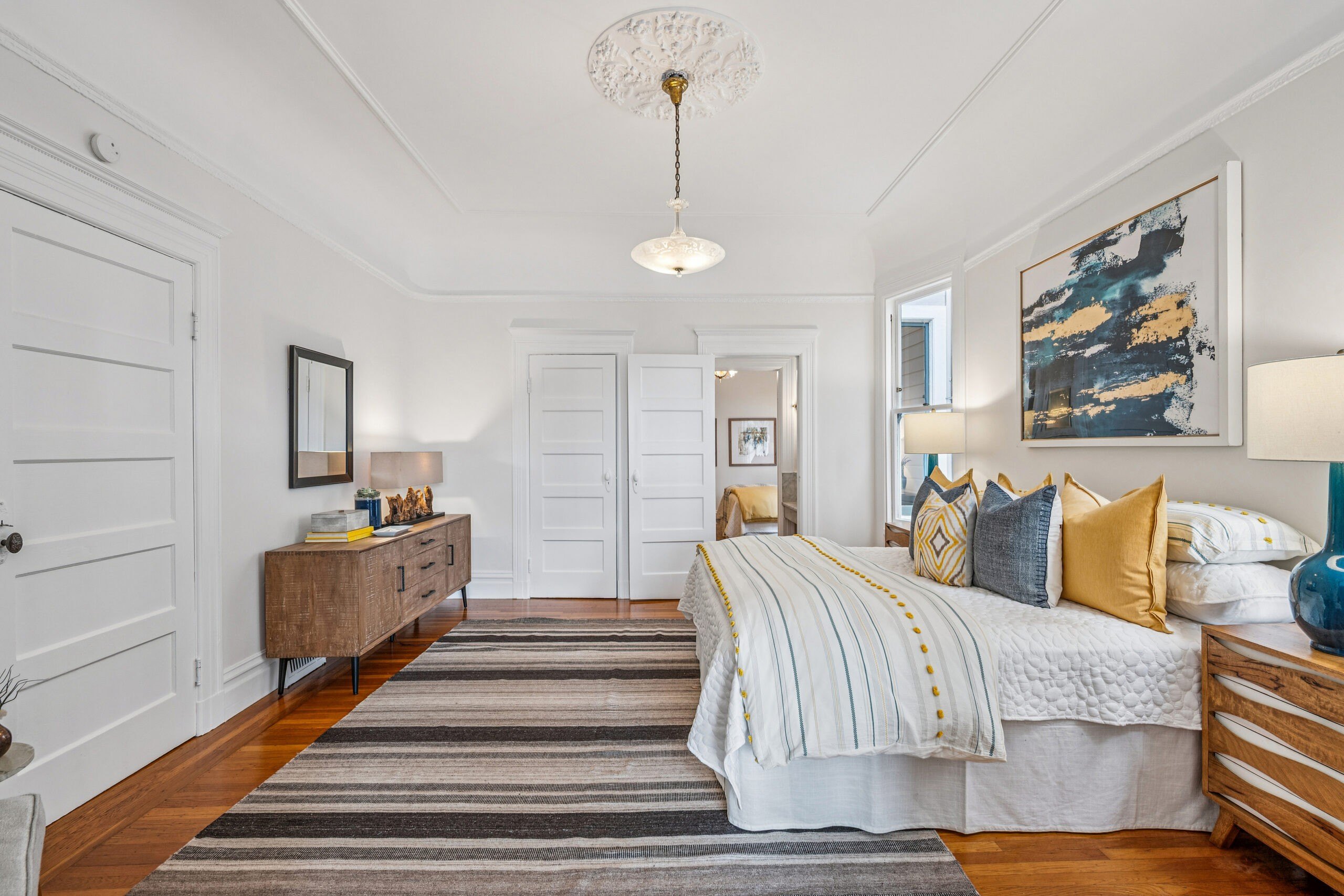 Queen Anne Victorian in San Francisco, on sale for $2.29M