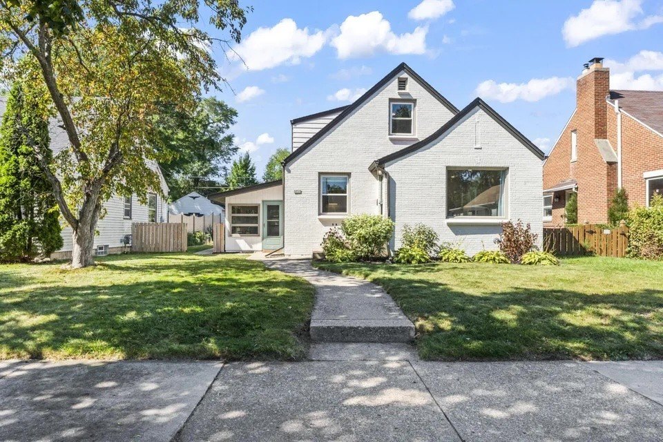 Photo of Milwaukee home for sale