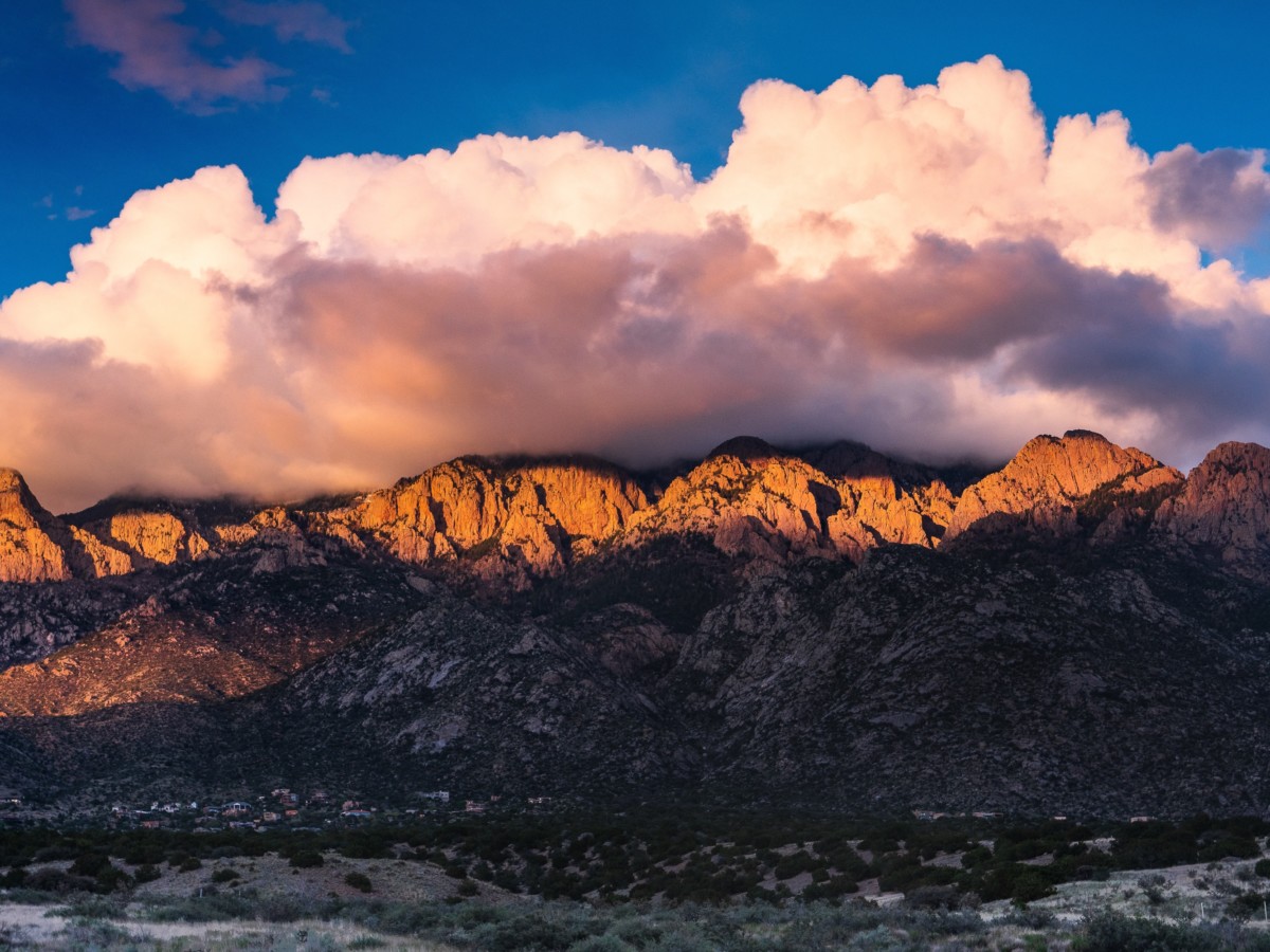 mountain range in affordable albuquerque suburbs