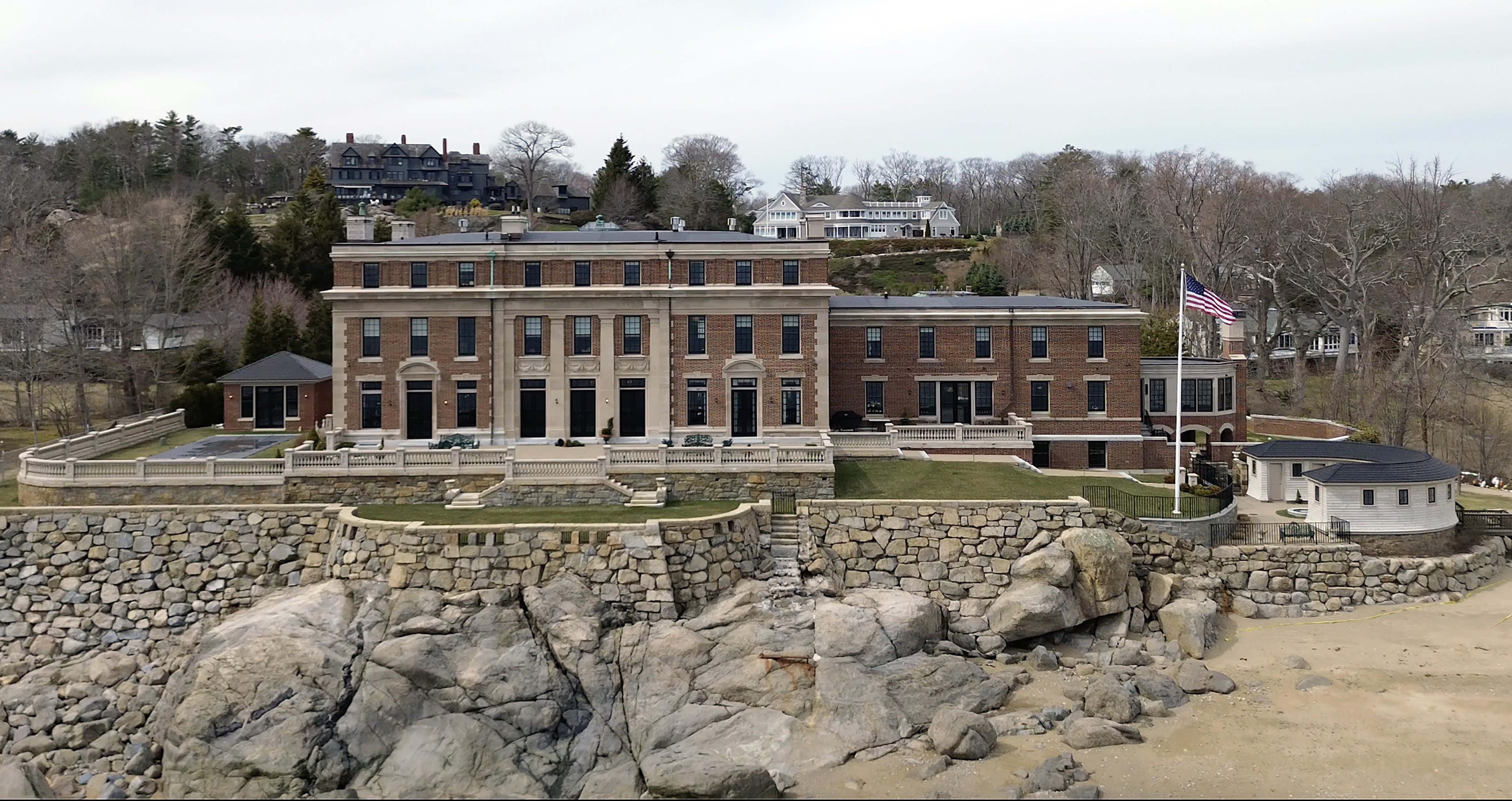 Exterior of a waterfront mansion in Beverly Connecticut that was robbed