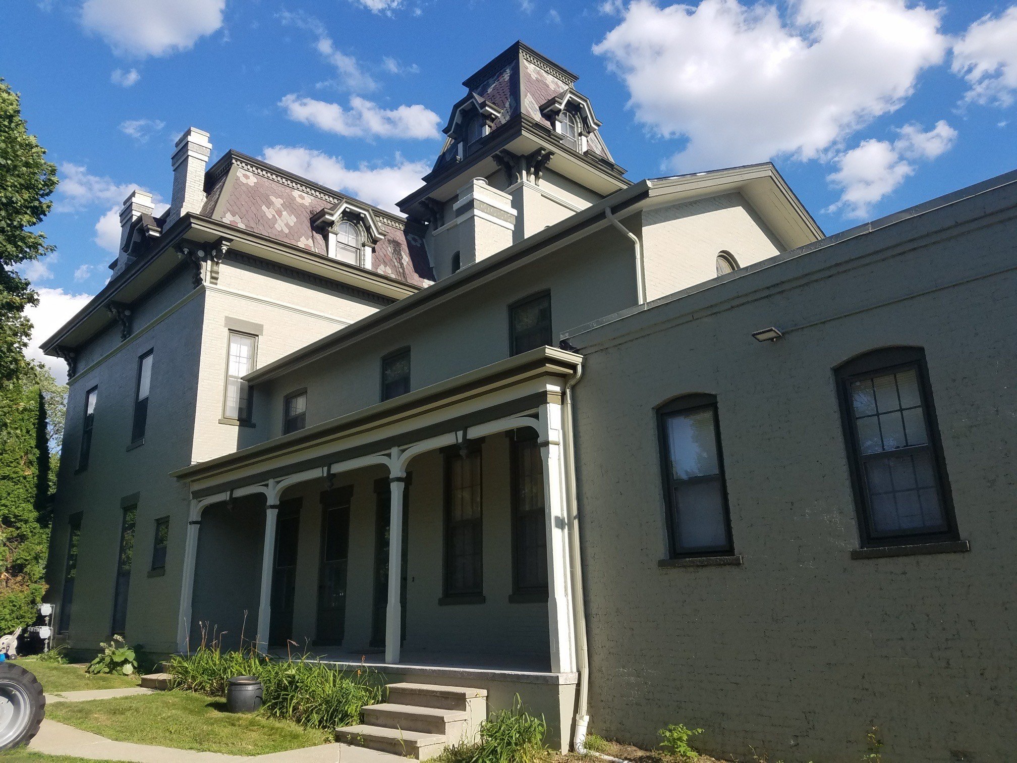 The Gilbert Mansion in Ypsilanti, now with seven luxury apartments