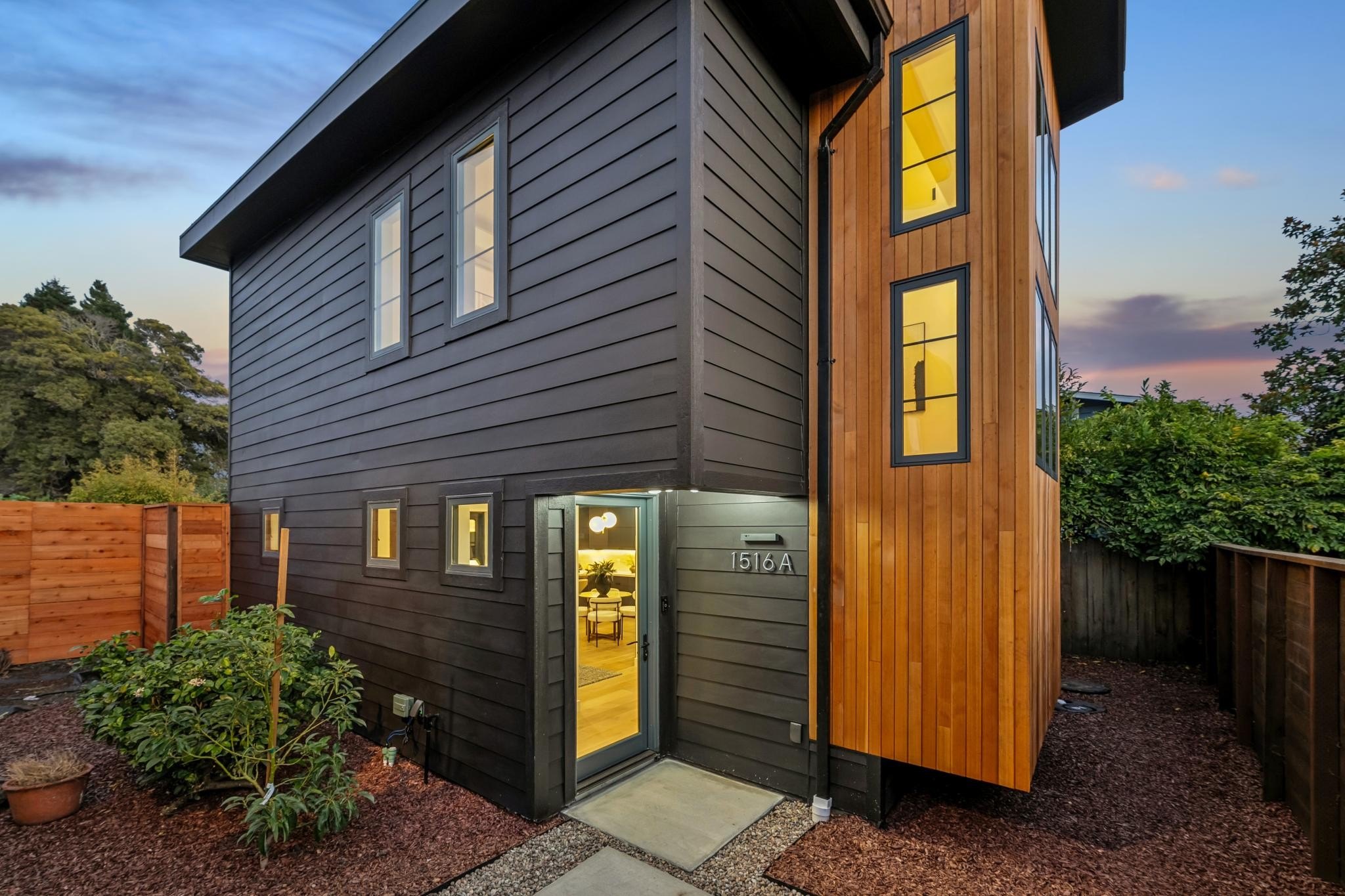 275-Year-Old New Jersey Home Lists for $400,000