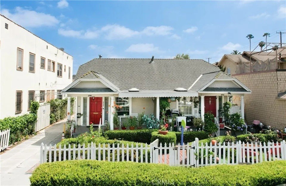 Photo of Los Angeles home for sale