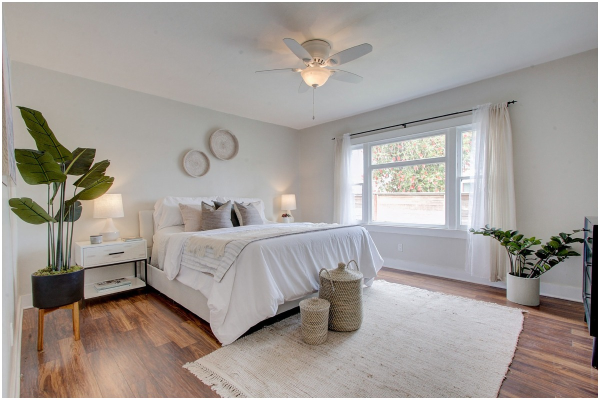 Large bedroom