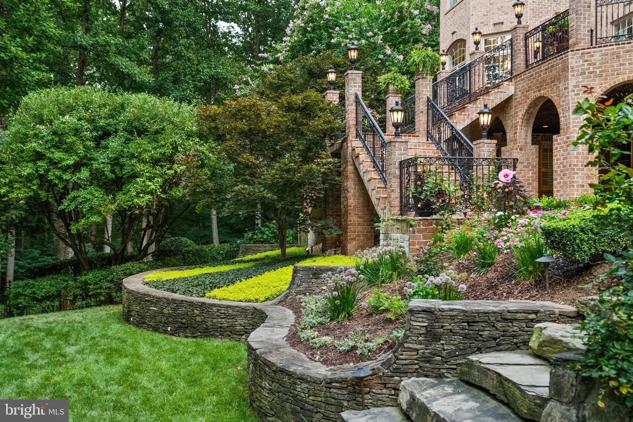 Great Falls Estate
