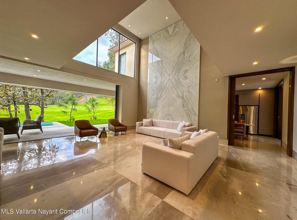 $2 million house in Guadalajara