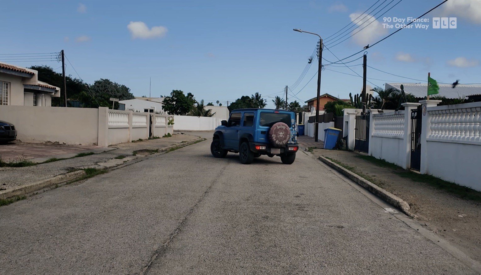 Fernandes drives Fabiano and her mother Michelle to his home.
