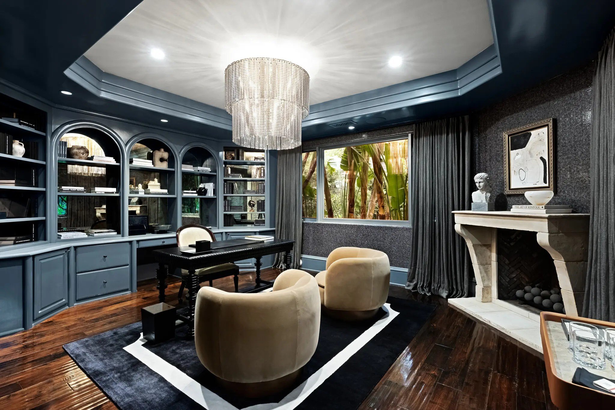 Kris Jenner's office in her 'Keeping Up With the Kardashians' mansion