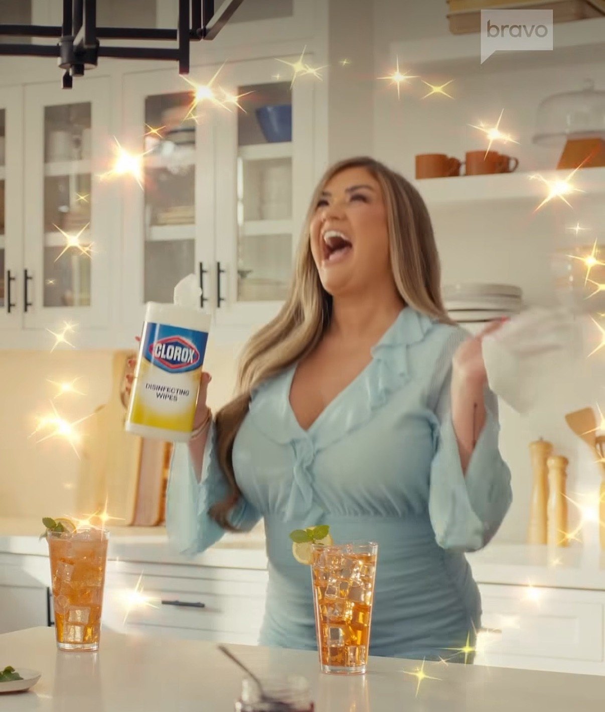 As a Clorox partner, Cartwright regularly incorporates the cleaning brand's new Crisp Lemon-scented disinfecting wipes into her personal cleaning routine.