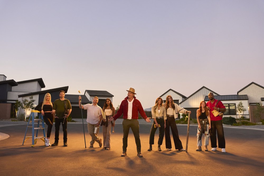 Only one pair of contestants, “Southern Charm” alum Chelsea Meissner and “Why the Heck Did I Buy This House?” star Kim Wolfe, had ties one another before the show.