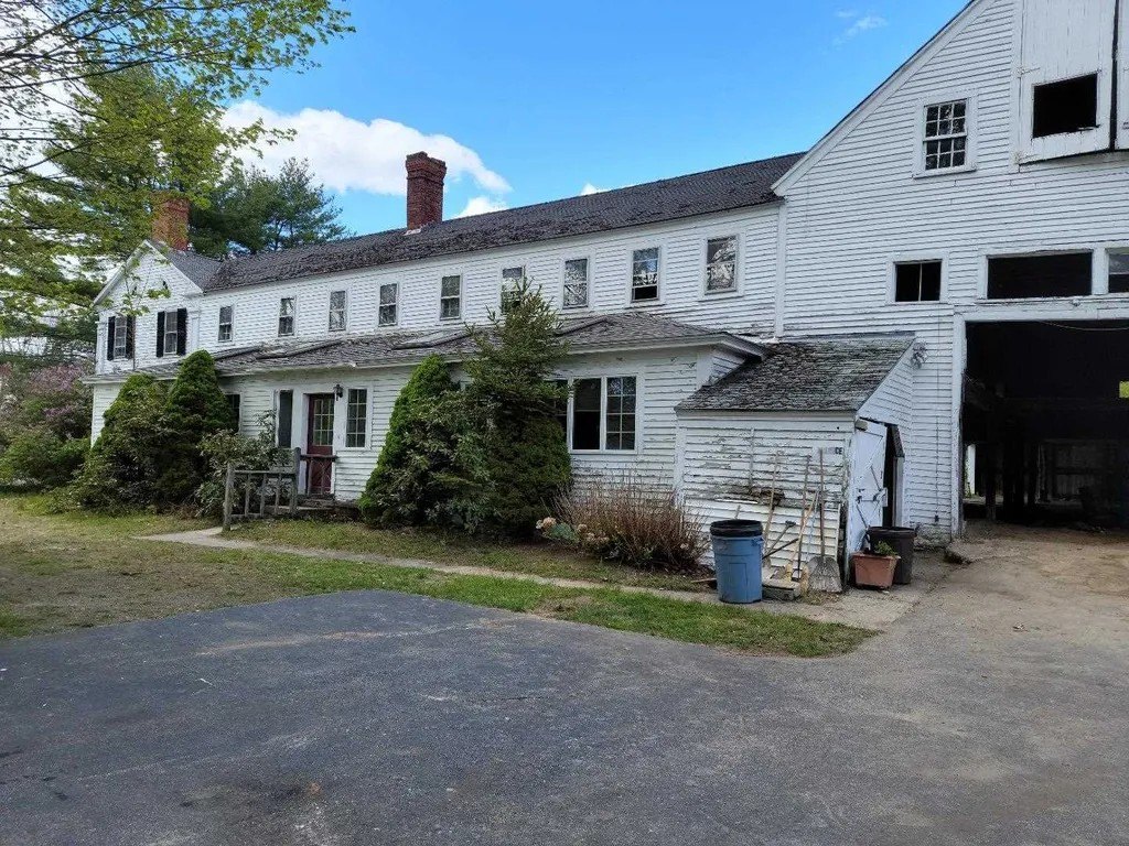 Antique Farmhouse NH selling for $1.19M