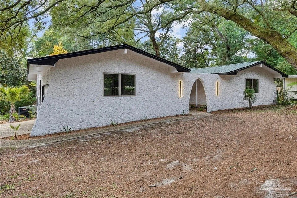 Photo of Pensacola home for sale, best beach towns for Airbnb