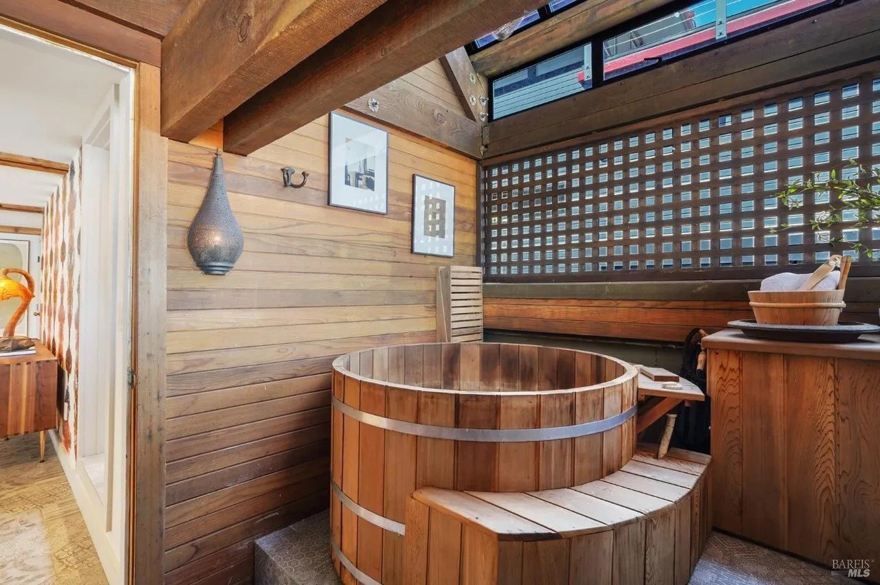 Sausalito Houseboat