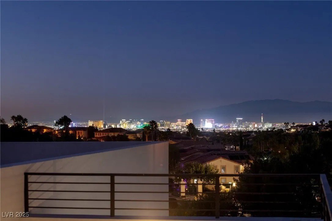 Nevada mansion with electric bill of just $20