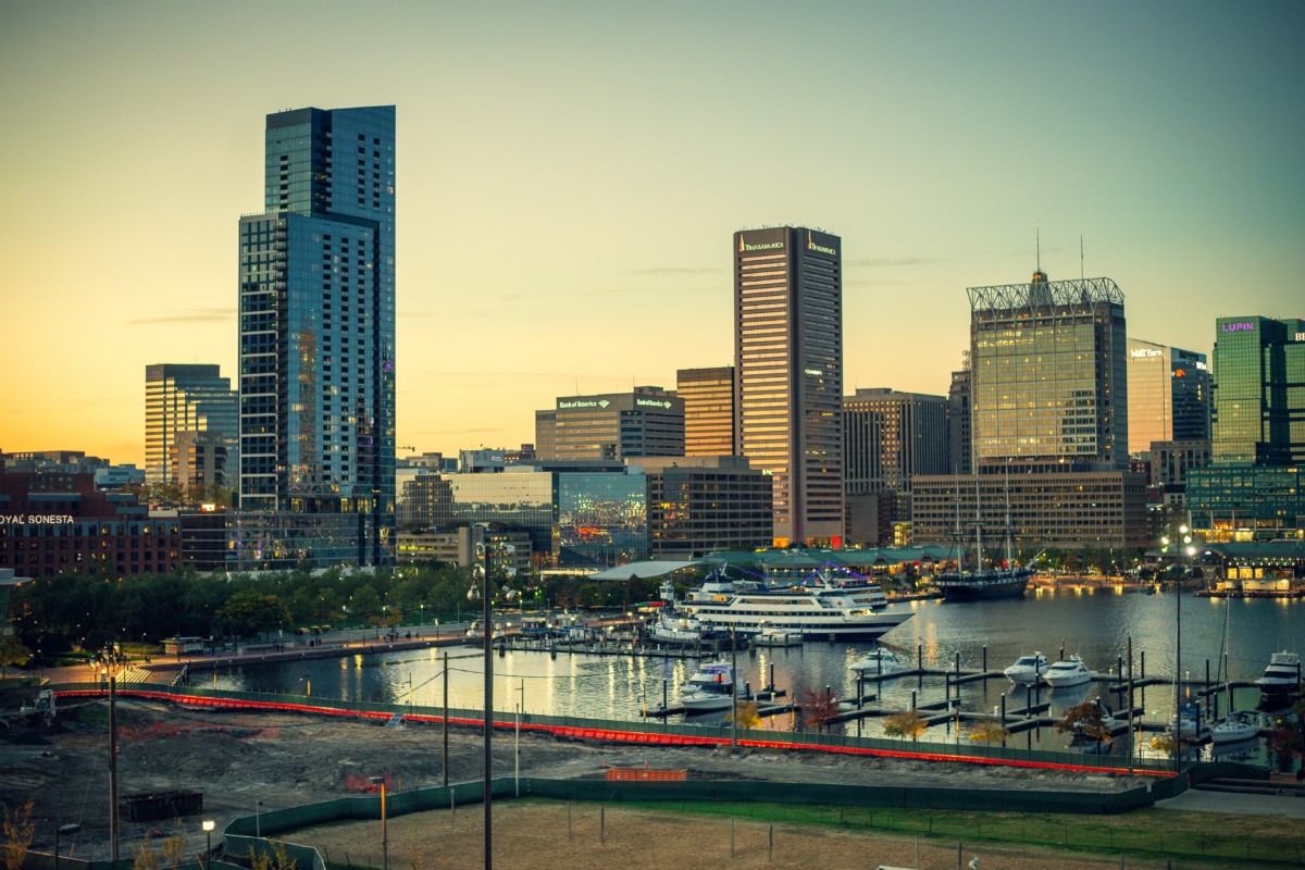 baltimore maryland skyline with water and boats