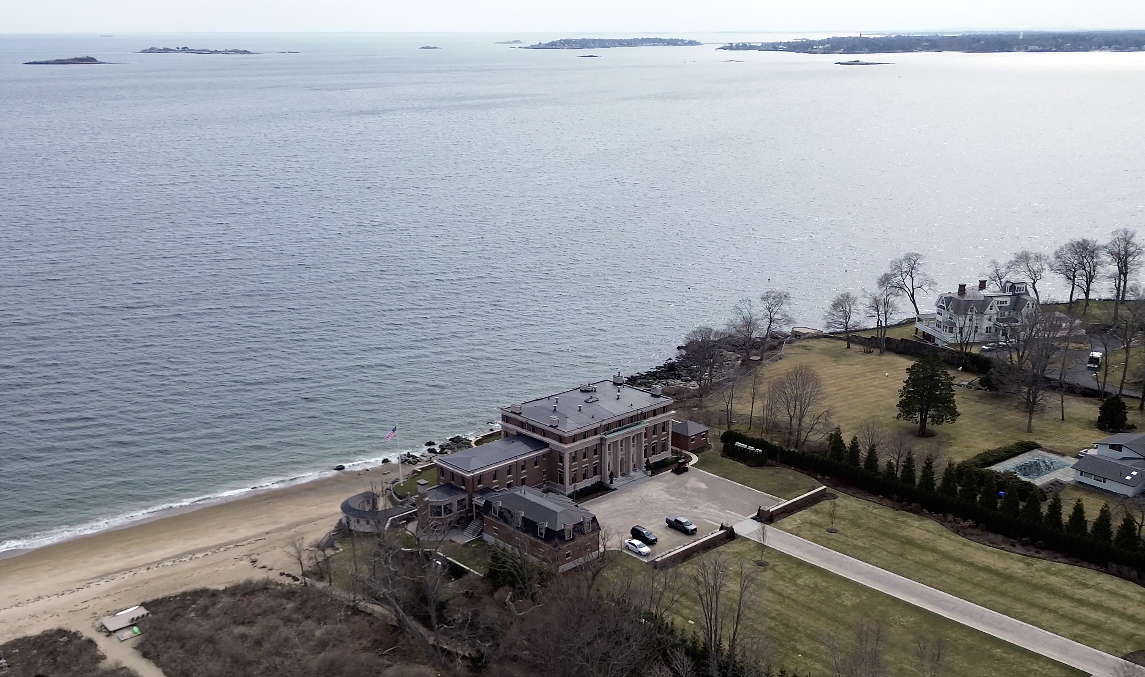 An aerial of a waterfront mansion in Beverly Connecticut that was robbed