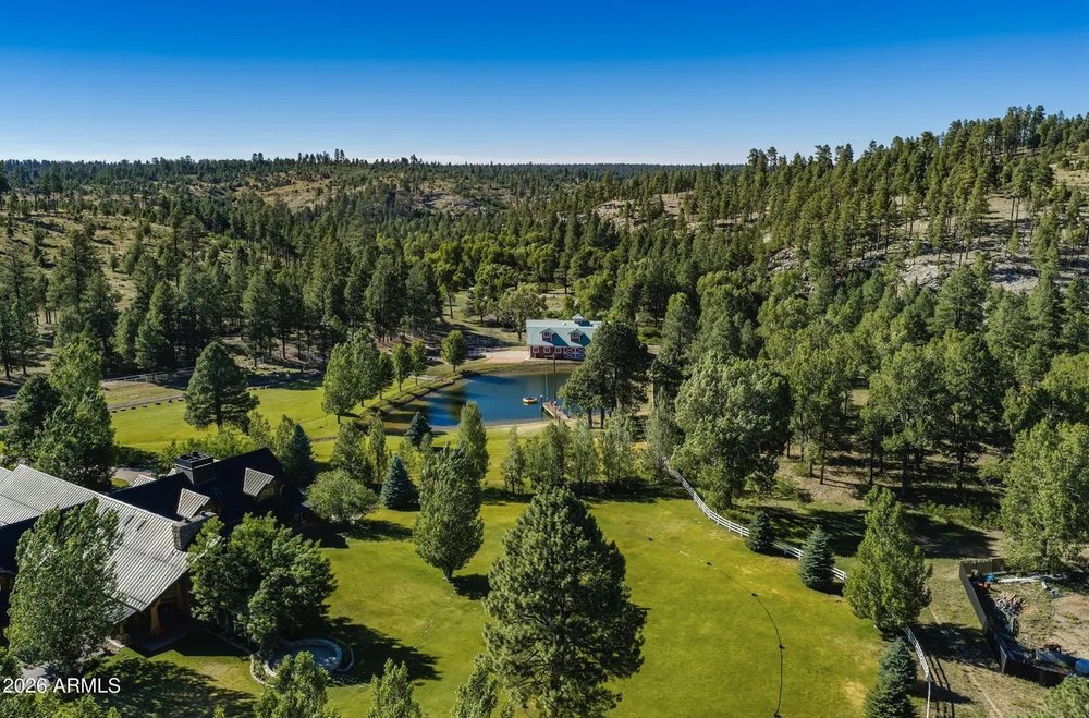 SkyMall Founder's Legacy Ranch Legacy Ranch in Arizona listed for $9.475 million.
