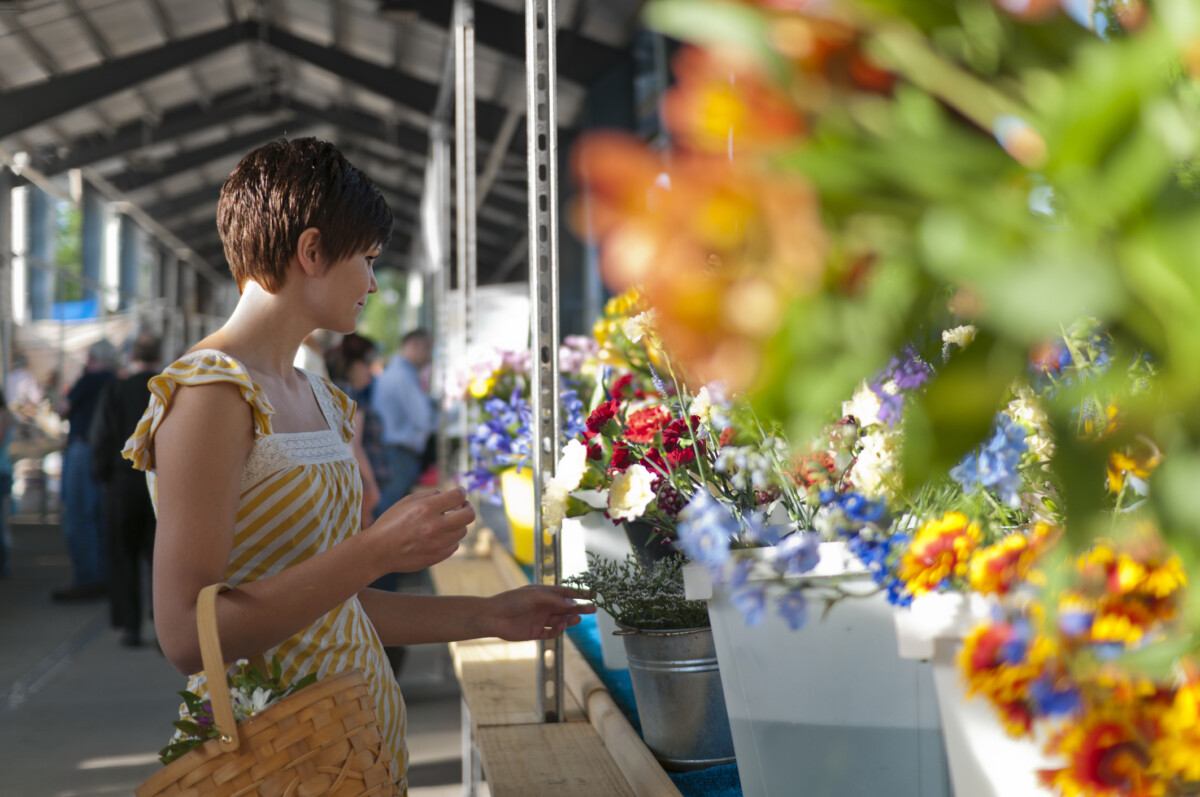 Woman at farmers market in Grand Rapids