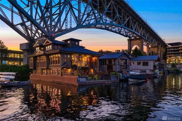 Seattle, WA