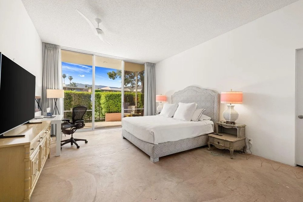 Palm Desert Villa, Selling for $649K