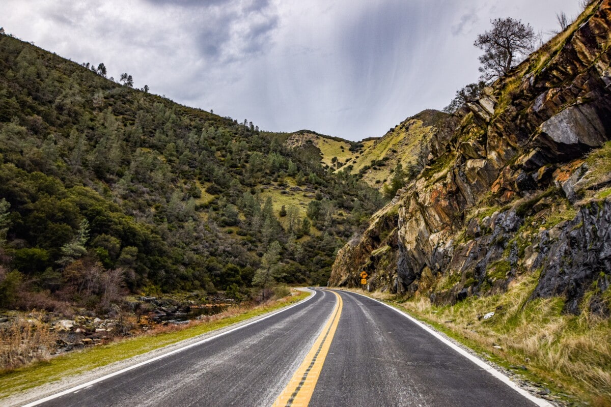 highway through mountains in california