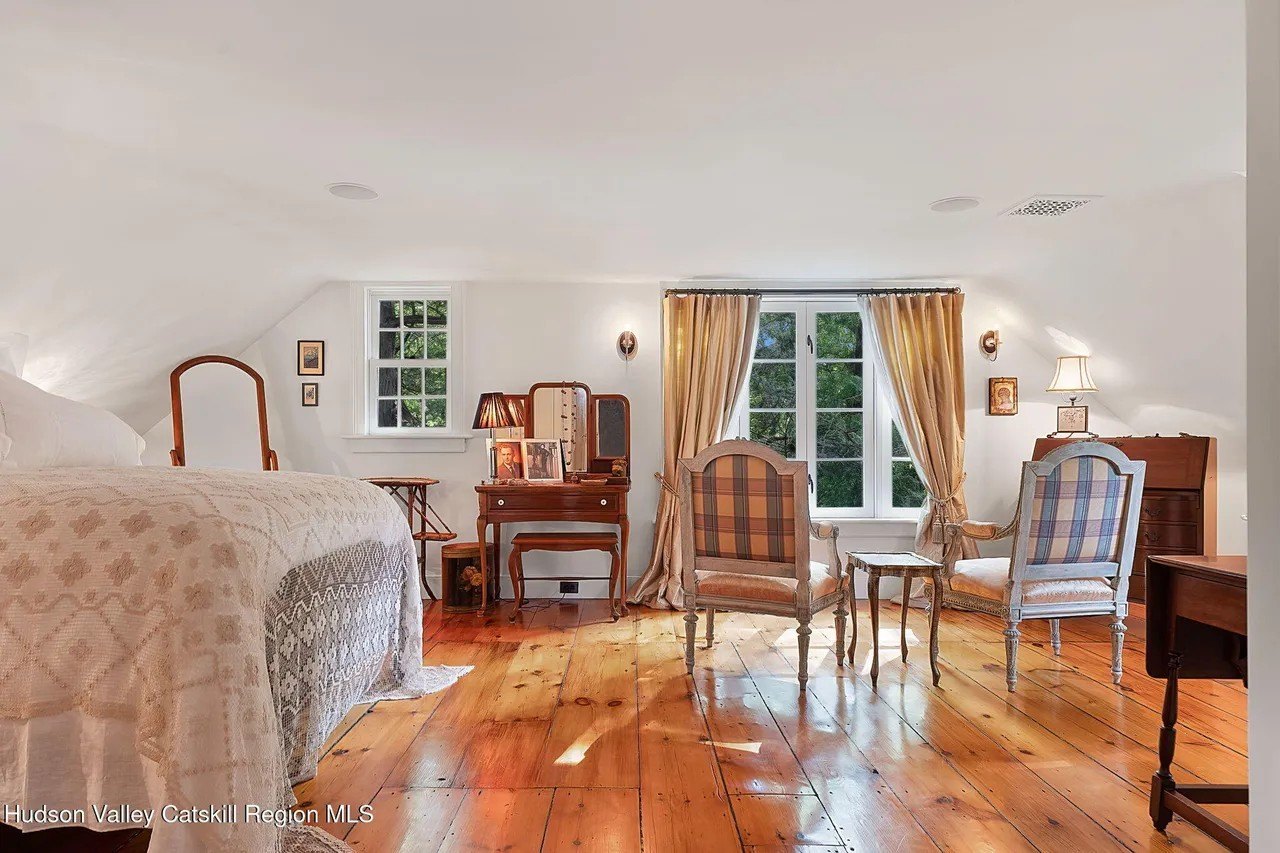 Historic NY farmhouse