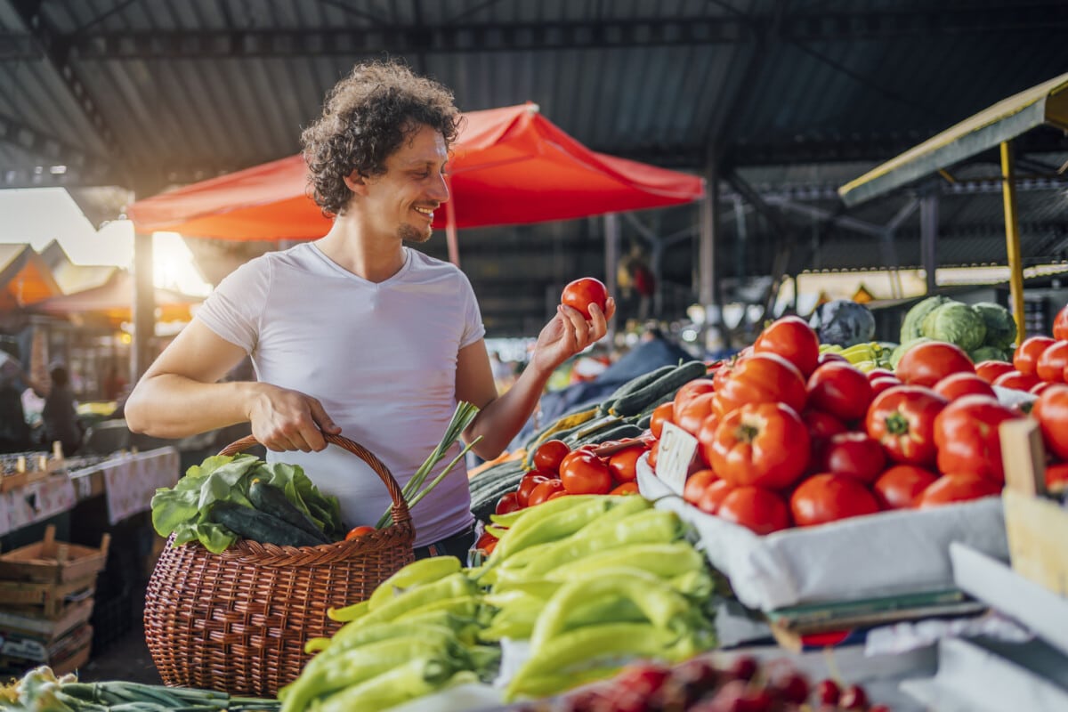 Farmers market in Plymouth, MA 