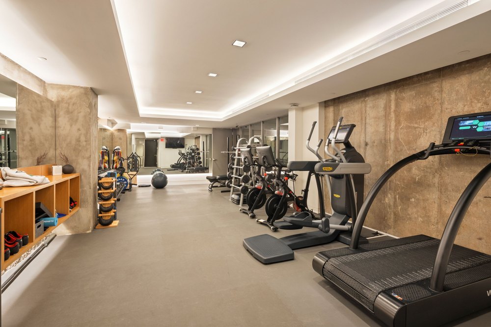Fitness center in loft in Manhattan, NY, on sale for $7,500,000