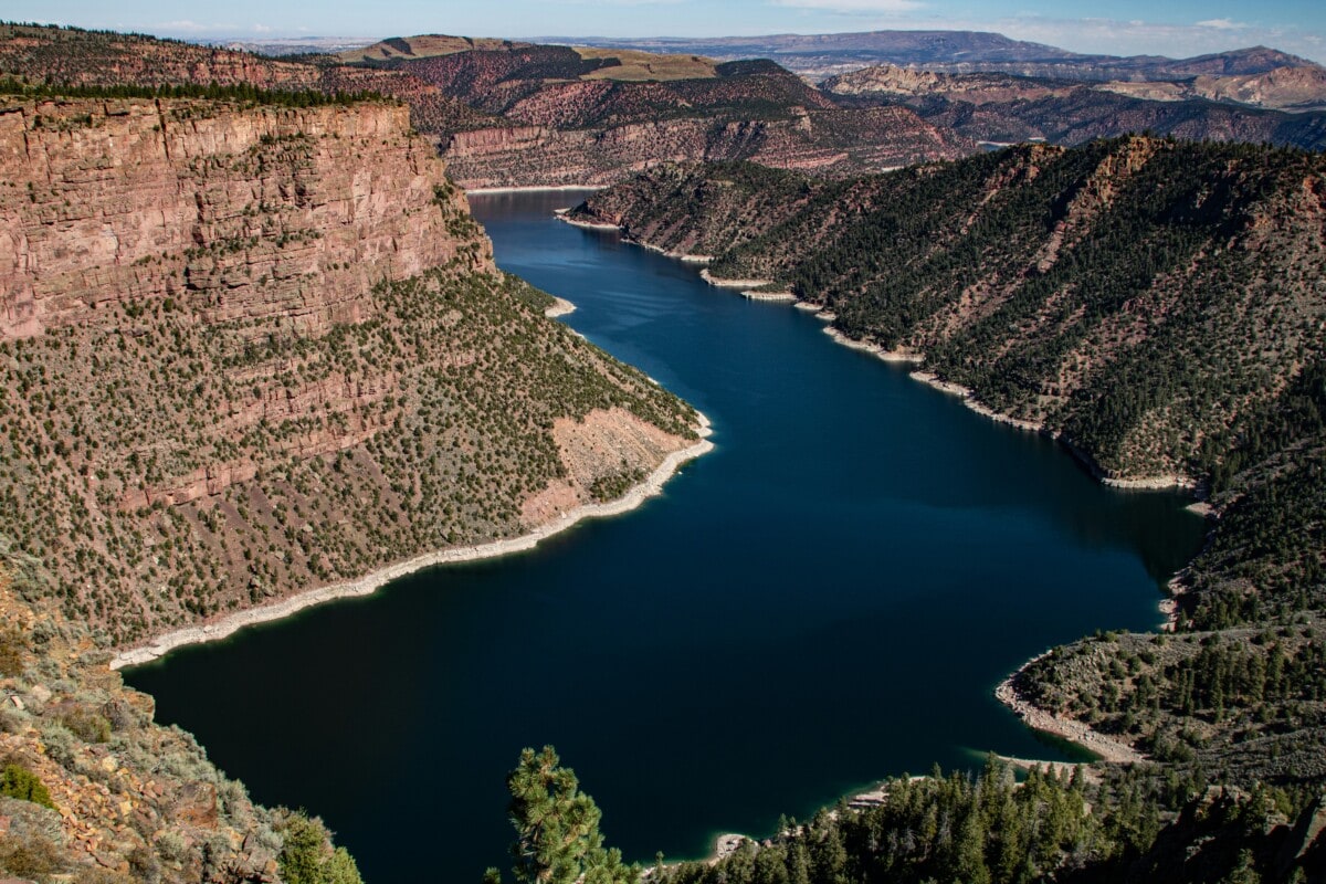 flaming gorge reservoir in utah