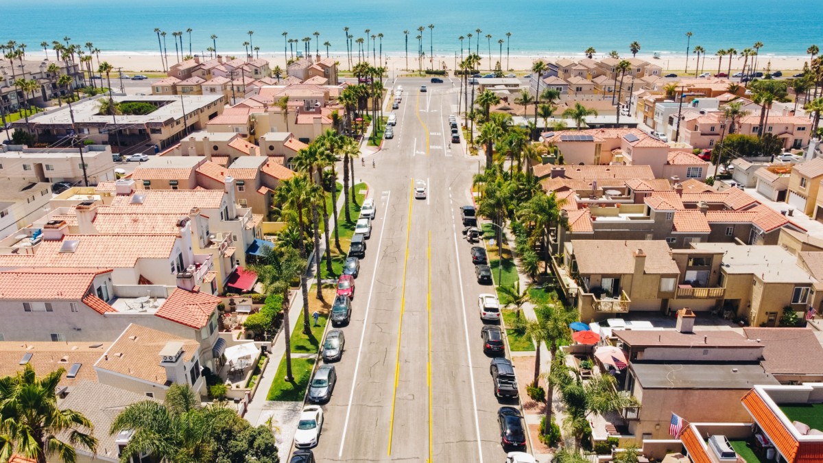 huntington beach main streets