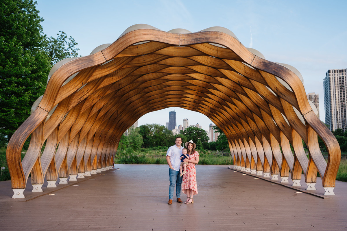 A family at the zoo