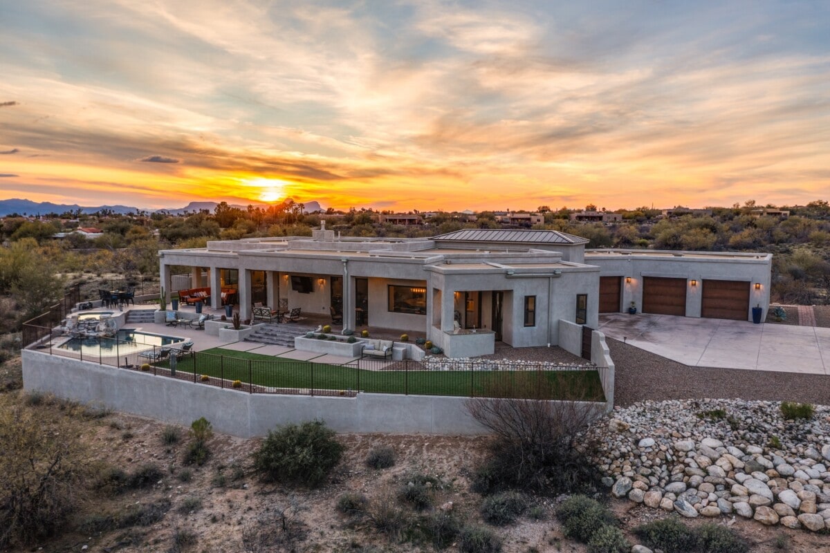 redfin listing 2143 W Owl Head Pl, Oro Valley, AZ 85742