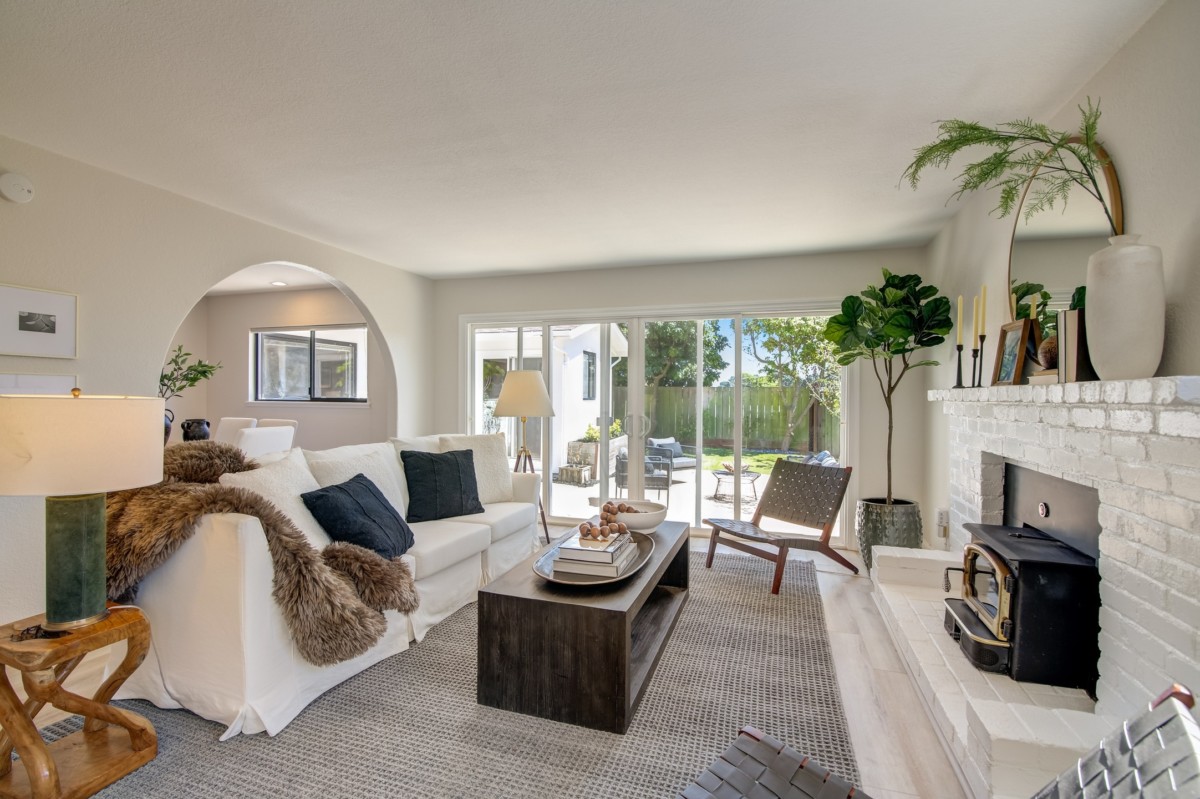 cozy minimal living room refreshed with accessories