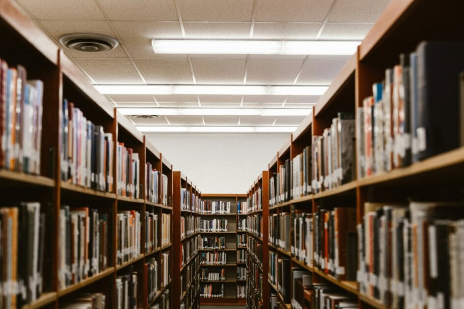 Roundabout Books Shop