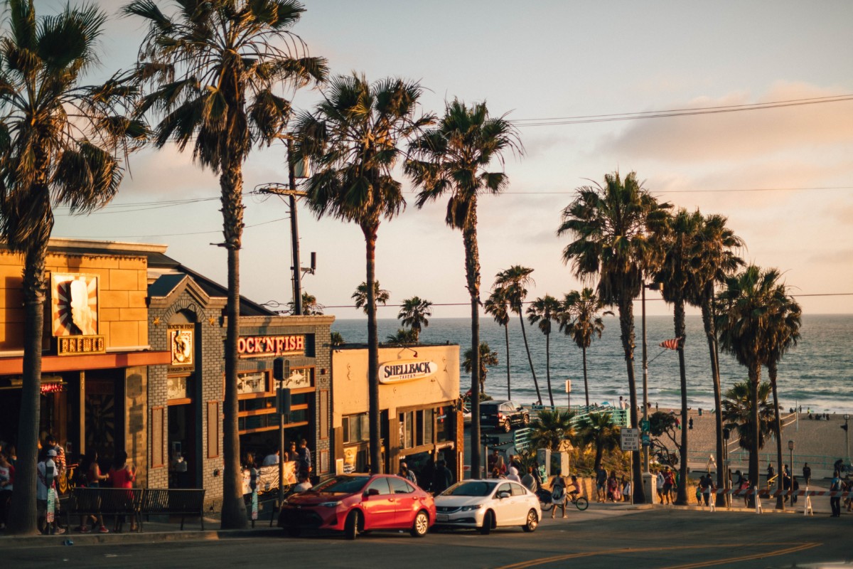 los angeles beach view at sunset