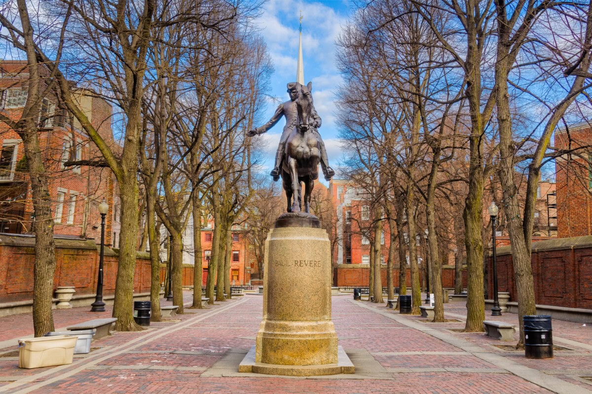 boston massachusetts landmarks and things to do monuments