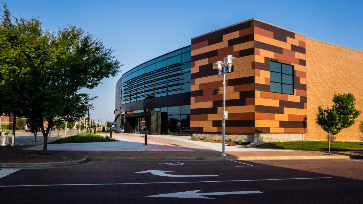 bluegrass museum in owensboro kentucky_shutterstock