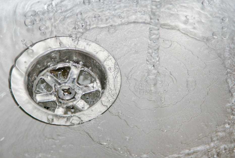 How to Clean a Garbage Disposal the Right Way