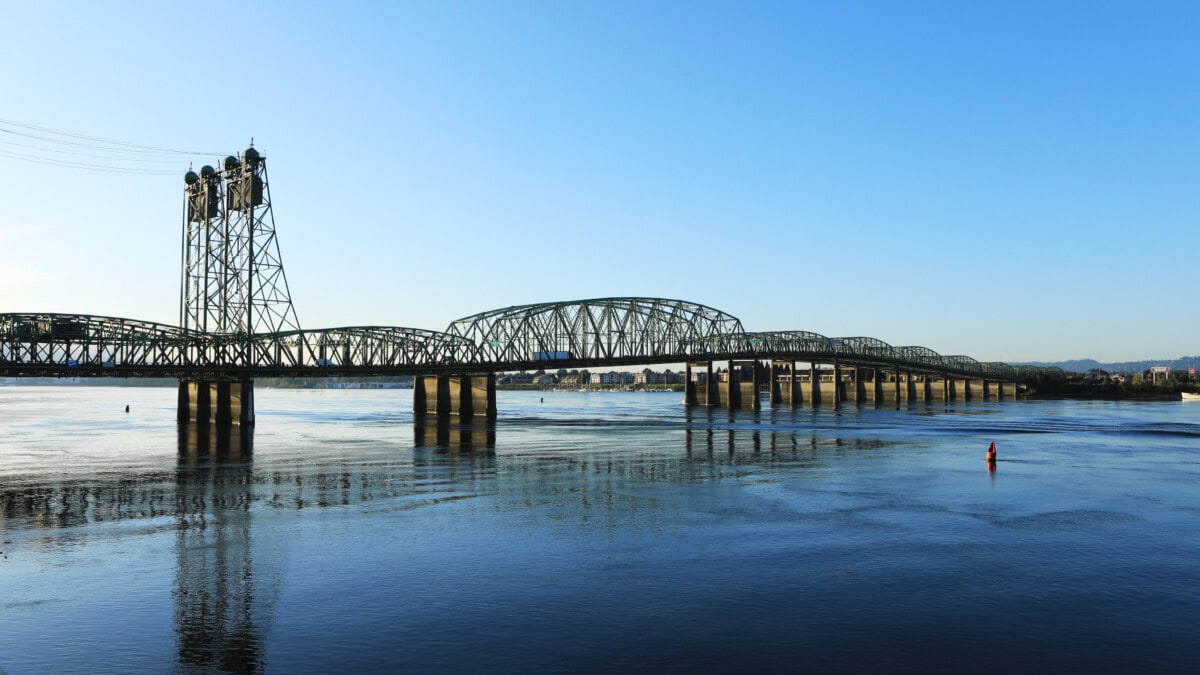 bridge and biking trails in vancouver wa