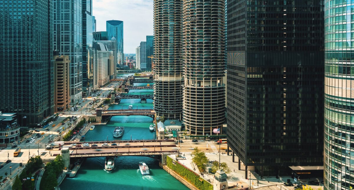 chicago river walk 