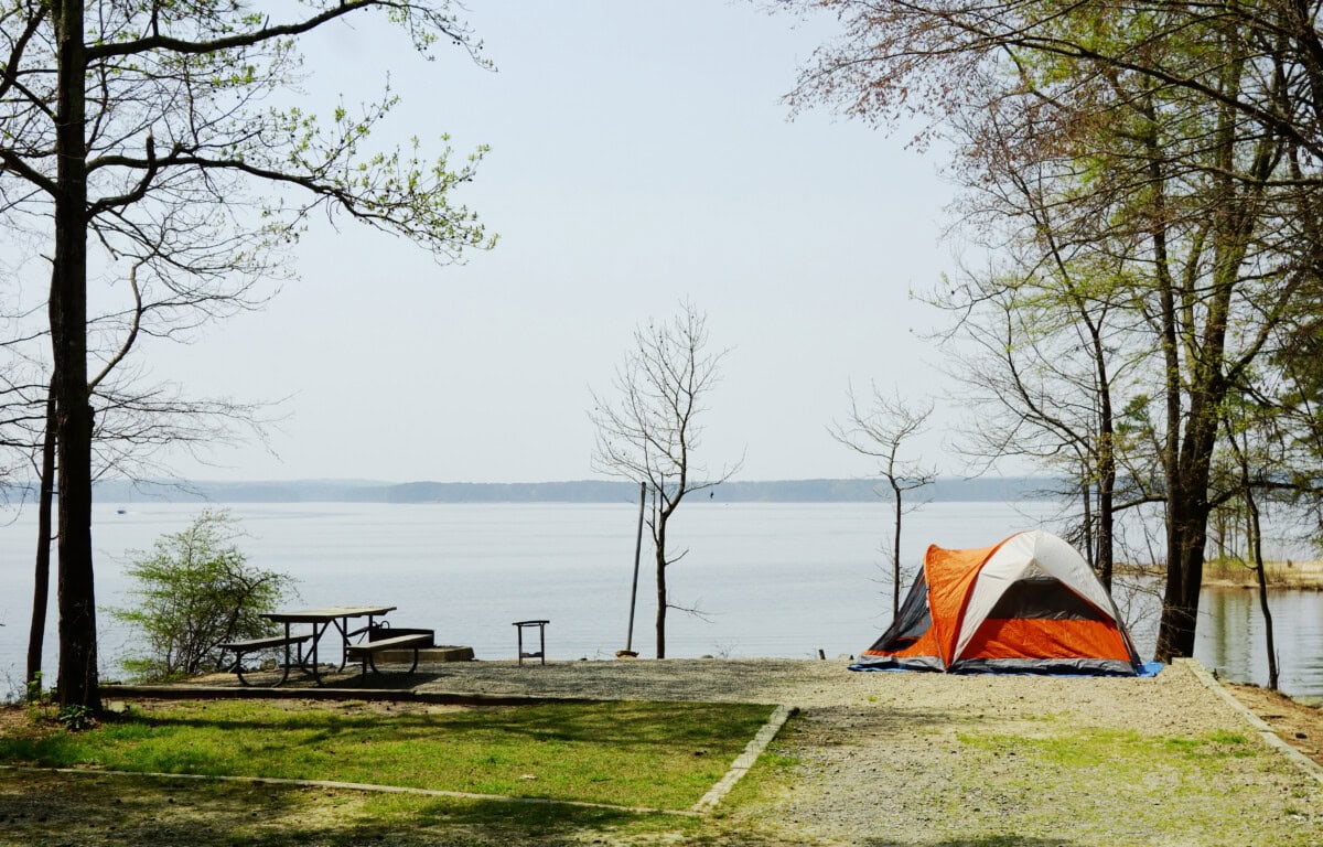 jordan lake campsite along the water_shutterstock