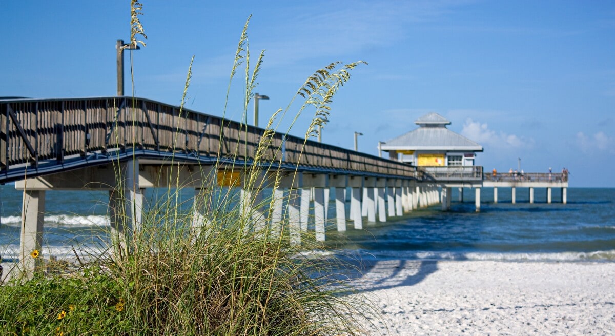 fort myers pier and beach