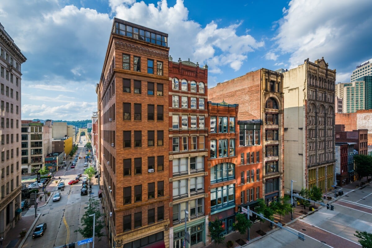 apartments and highrises in pittsburgh